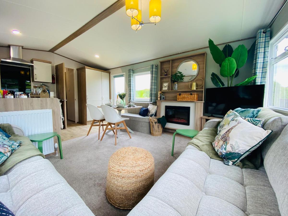 The Sanctuary Holiday Home - Escape The Ordinary Нерсборо Екстериор снимка