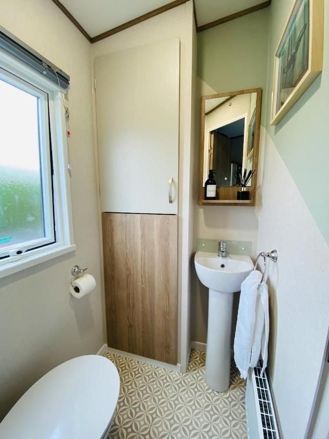 The Sanctuary Holiday Home - Escape The Ordinary Нерсборо Екстериор снимка