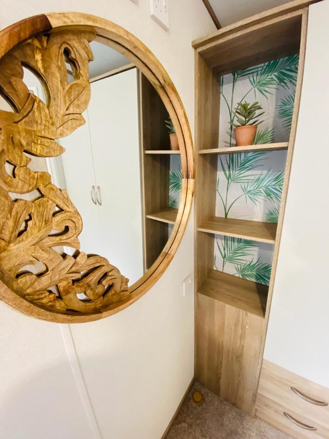 The Sanctuary Holiday Home - Escape The Ordinary Нерсборо Екстериор снимка
